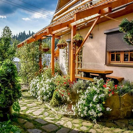 Ciukrowa Chatka Sauna & Jacuzzi Poronin Exterior photo