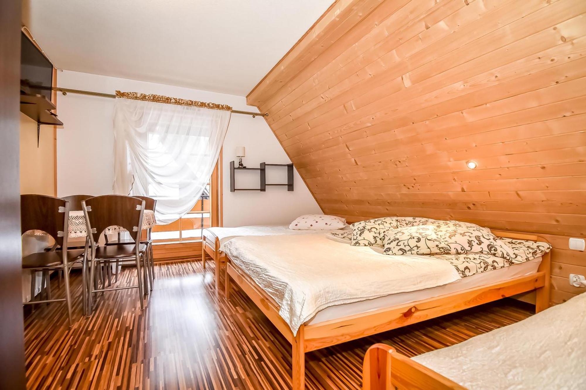 Ciukrowa Chatka Sauna & Jacuzzi Poronin Exterior photo