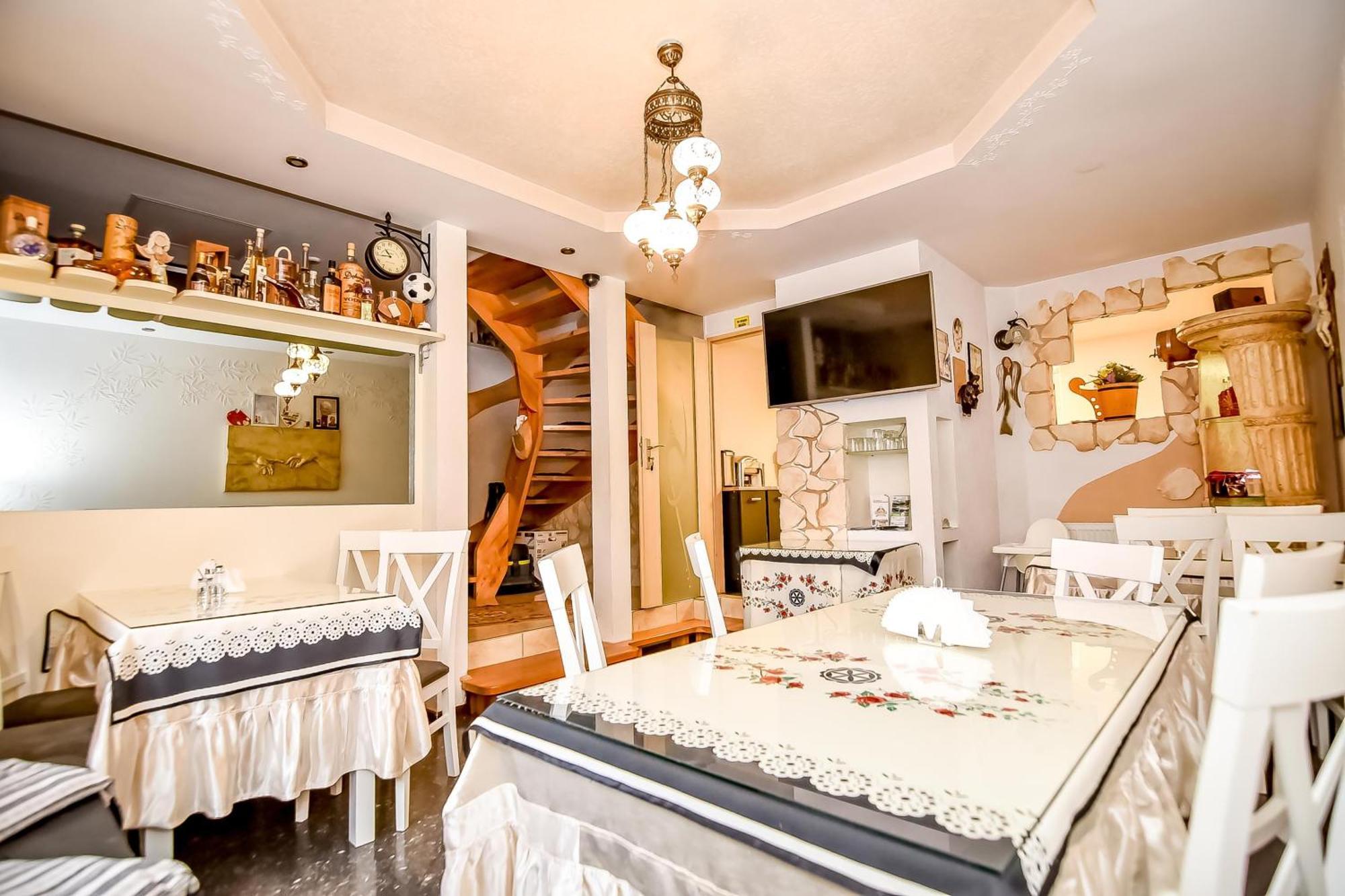Ciukrowa Chatka Sauna & Jacuzzi Poronin Exterior photo
