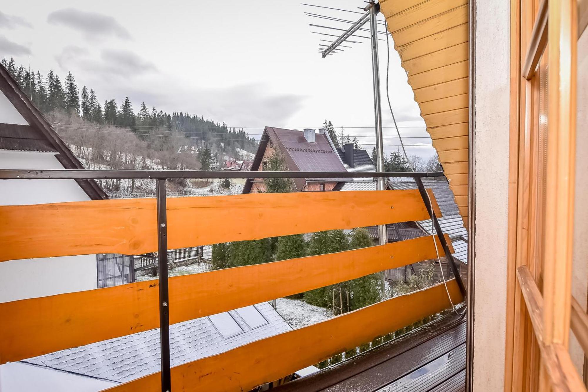 Ciukrowa Chatka Sauna & Jacuzzi Poronin Exterior photo