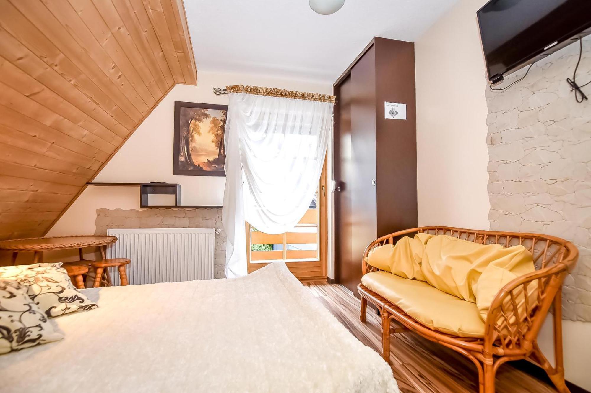 Ciukrowa Chatka Sauna & Jacuzzi Poronin Exterior photo